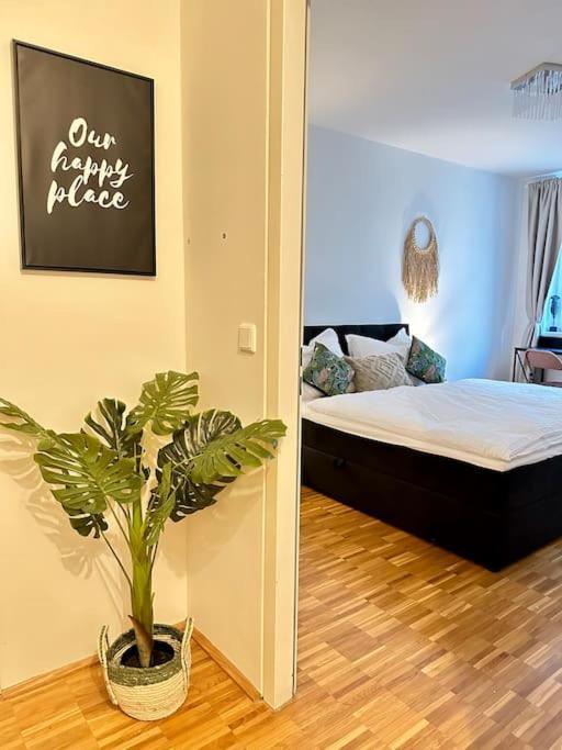 3-Room Vienna Centrale Suite Exterior photo